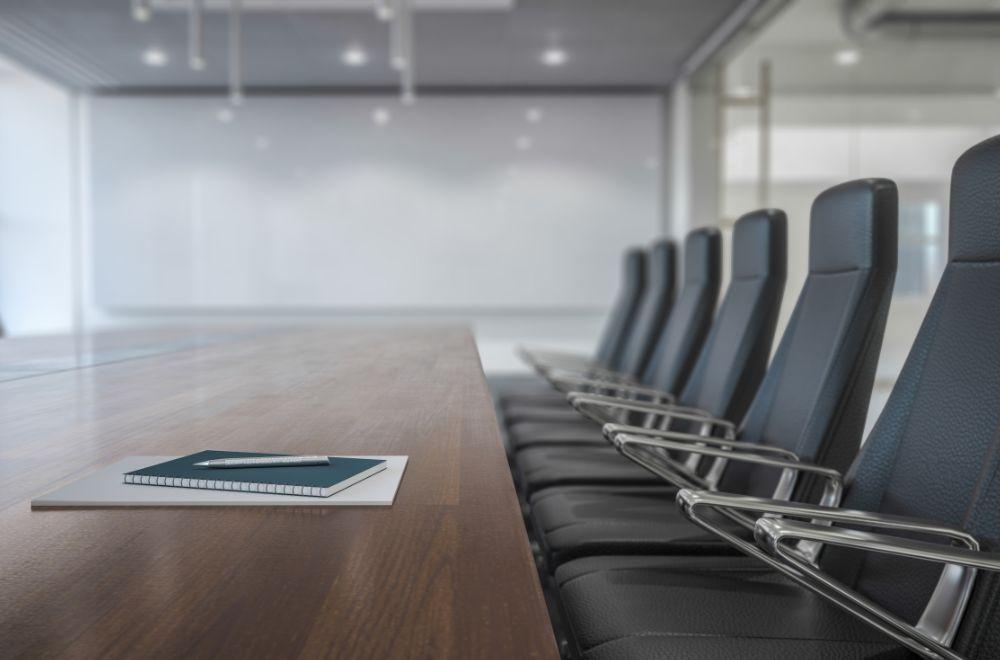 Advisory Board Desk Setup